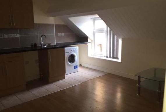 1 bedroom Flat to re...