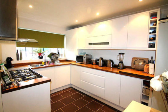 2 bedroom Terraced t...