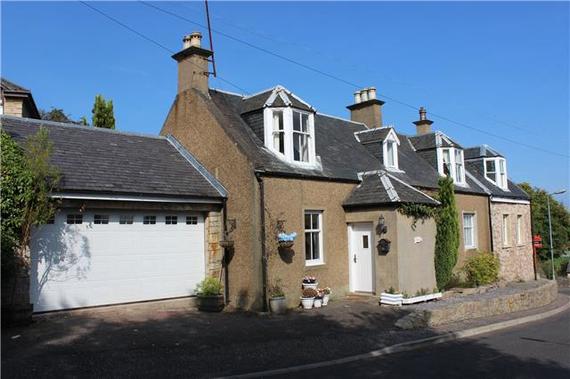 6 bedroom Cottage fo...