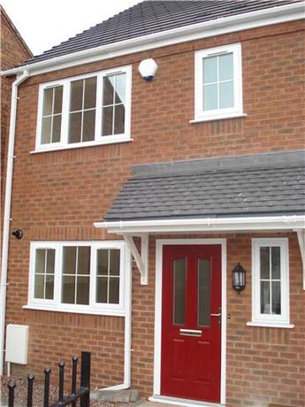 3 bedroom Semi-Detac...
