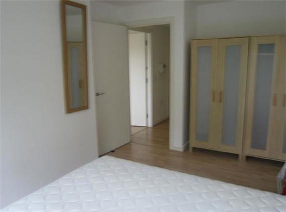 1 bedroom Flat to re...