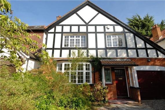 4 bedroom Detached t...