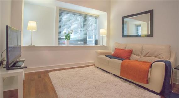 1 bedroom Flat to re...