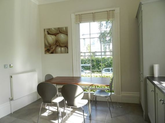 2 bedroom Flat to re...