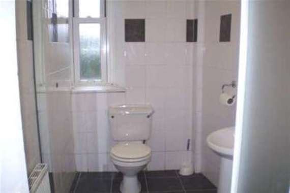 1 bedroom Flat to re...