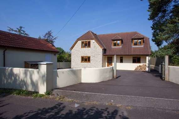 5 bedroom Detached t...