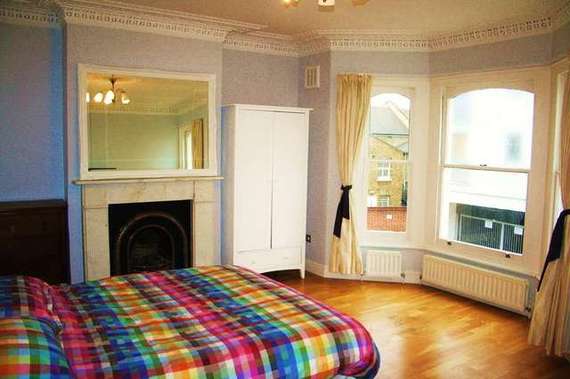 3 bedroom Flat to re...