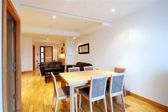 2 bedroom Flat to re...