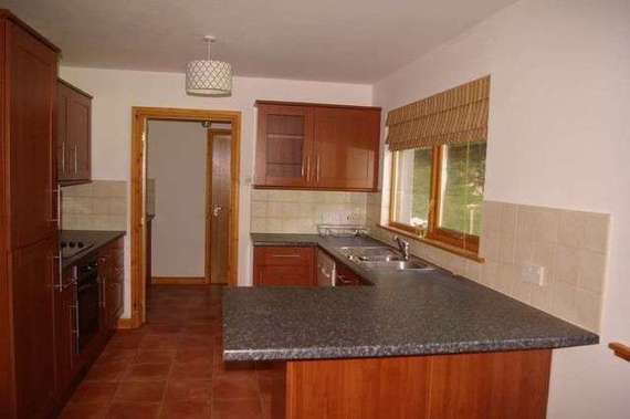 4 bedroom Detached f...