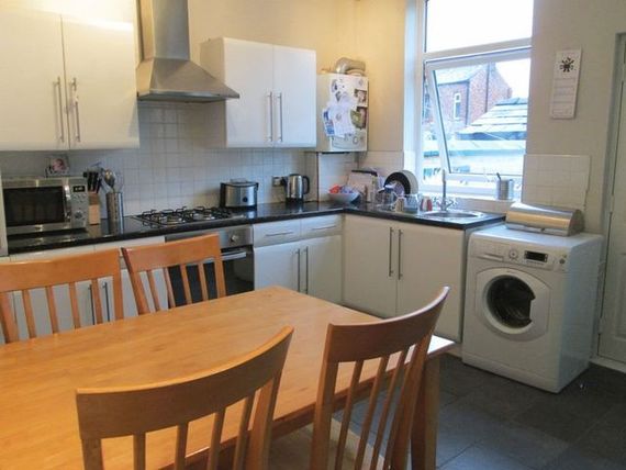 2 bedroom Terraced f...