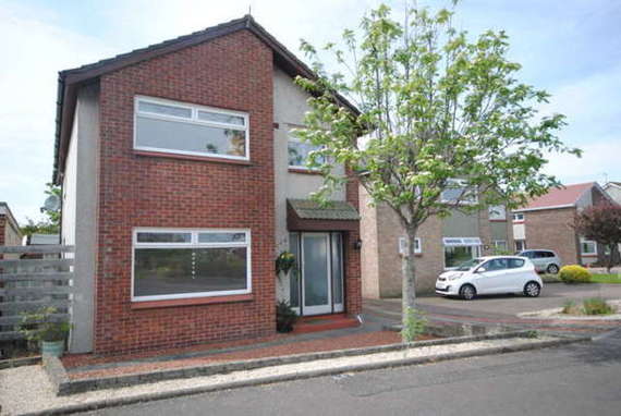 4 bedroom Detached f...