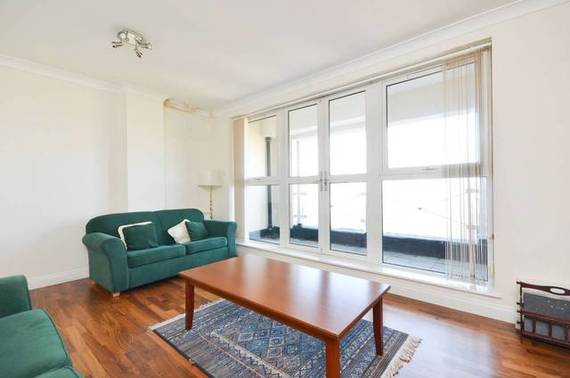1 bedroom Flat for s...