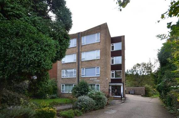 3 bedroom Flat for s...