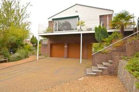 4 bedroom Detached f...
