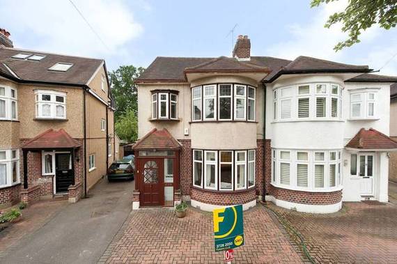 4 bedroom Detached t...