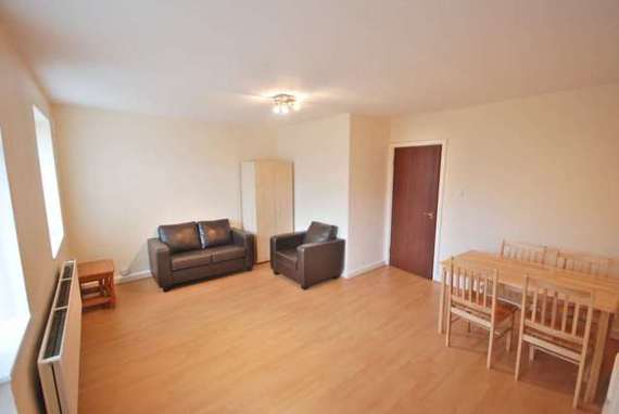 2 bedroom Apartment...