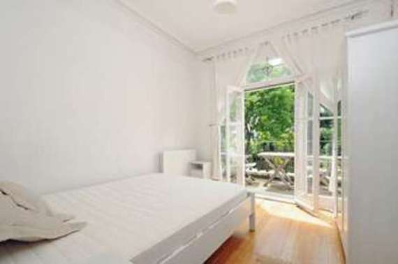 1 bedroom Flat to re...