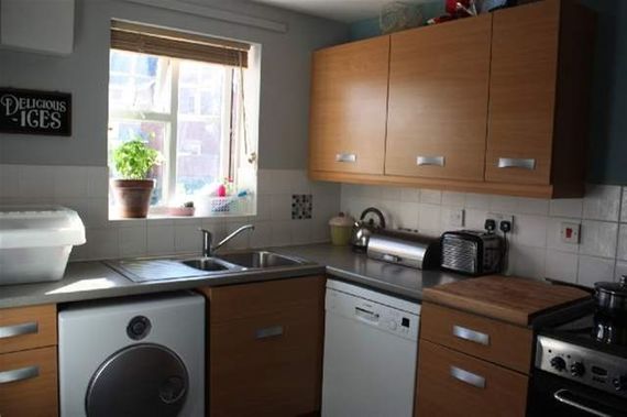 2 bedroom Terraced f...