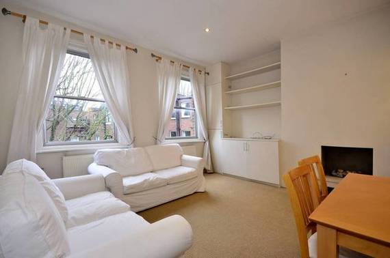 2 bedroom Flat to re...