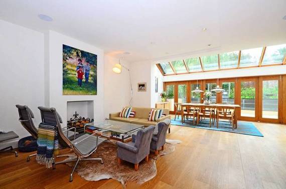 7 bedroom Detached f...