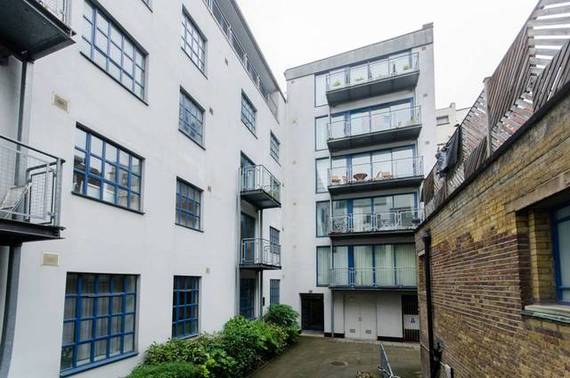 1 bedroom Flat for s...