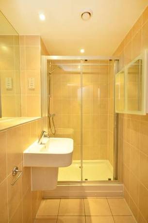 2 bedroom Flat to re...
