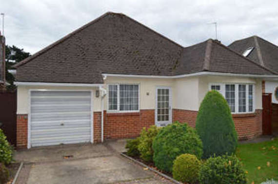 3 bedroom Bungalow f...