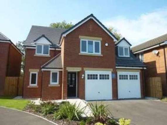 5 bedroom Detached f...