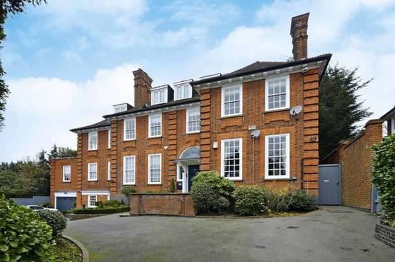3 bedroom Flat for s...