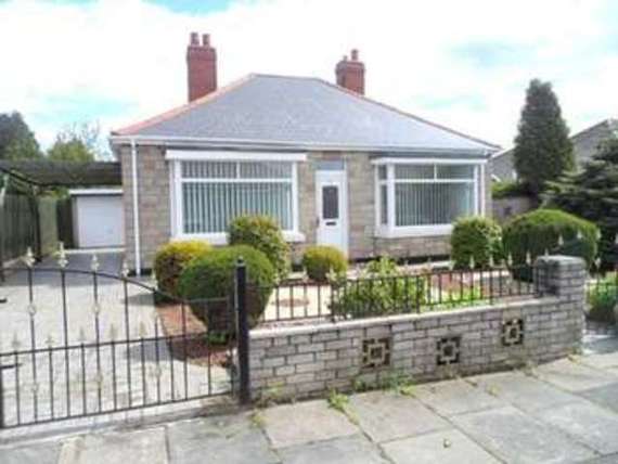 3 bedroom Bungalow f...