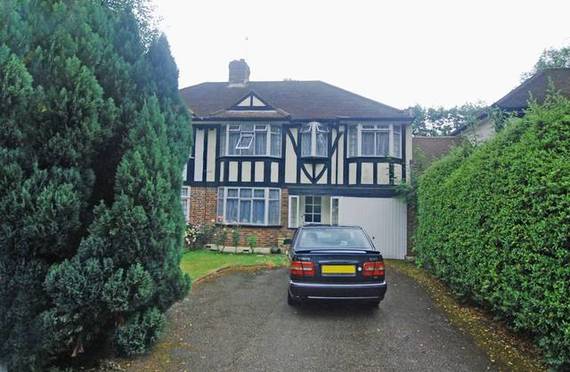 4 bedroom Detached t...