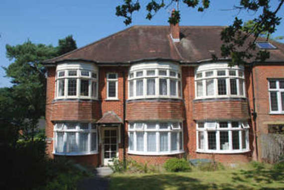 5 bedroom Maisonette...