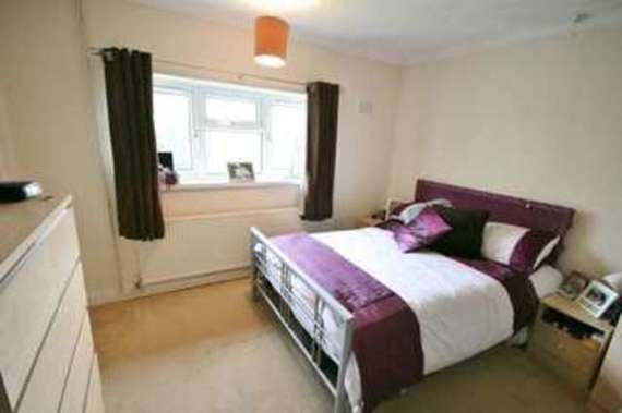 2 bedroom Flat to re...