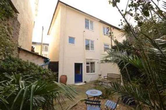 3 bedroom Mews for s...