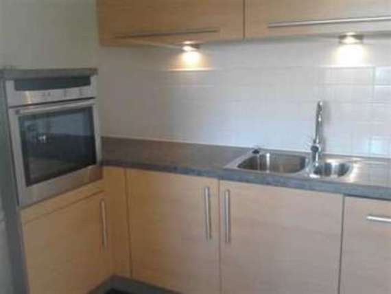 2 bedroom Flat to re...