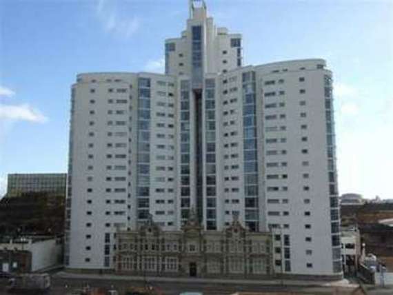 1 bedroom Flat to re...