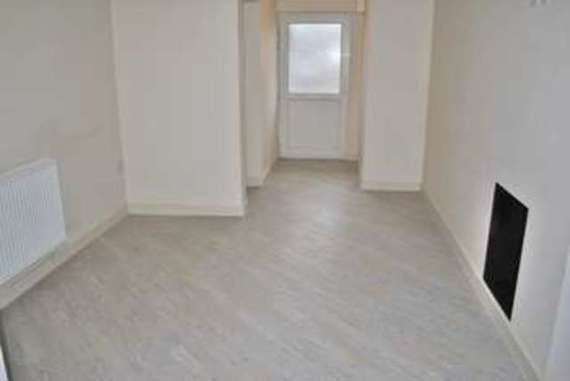 2 bedroom Ground Fla...