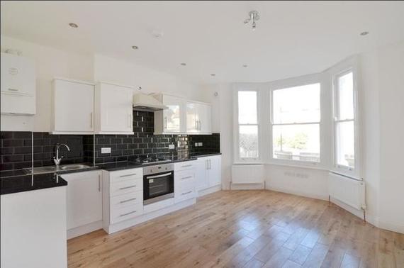 2 bedroom Flat to re...