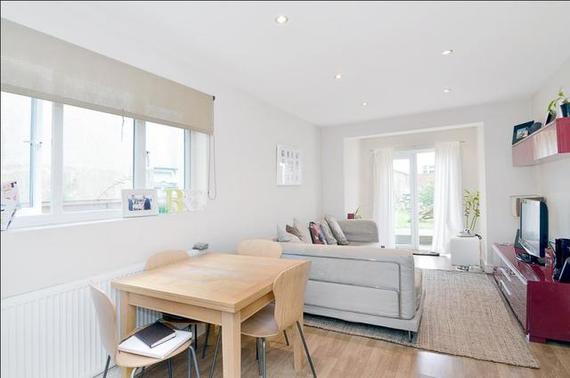 2 bedroom Flat for s...