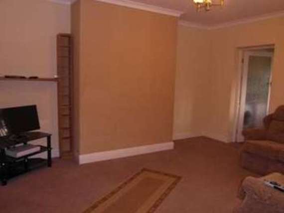 2 bedroom Flat to re...