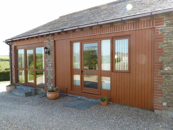 1 bedroom Detached t...