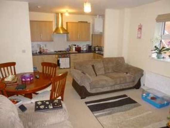2 bedroom Flat to re...