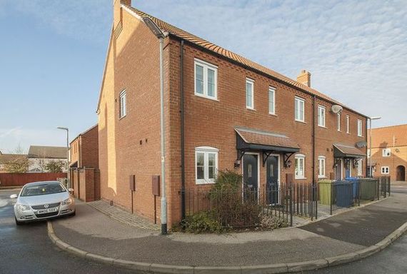 2 bedroom Detached f...