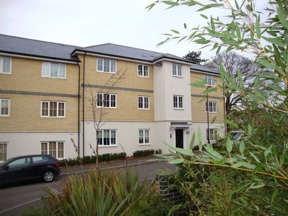 2 bedroom Flat to re...