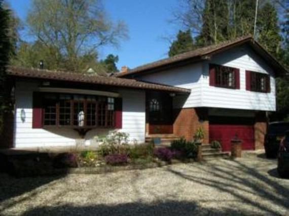 4 bedroom Detached t...