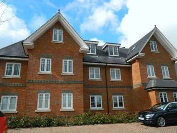 2 bedroom Flat to re...