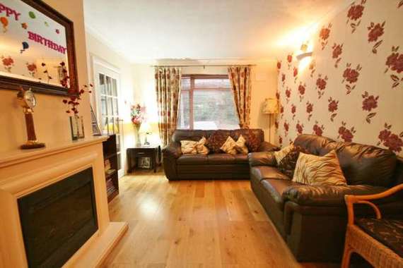 3 bedroom Terraced f...