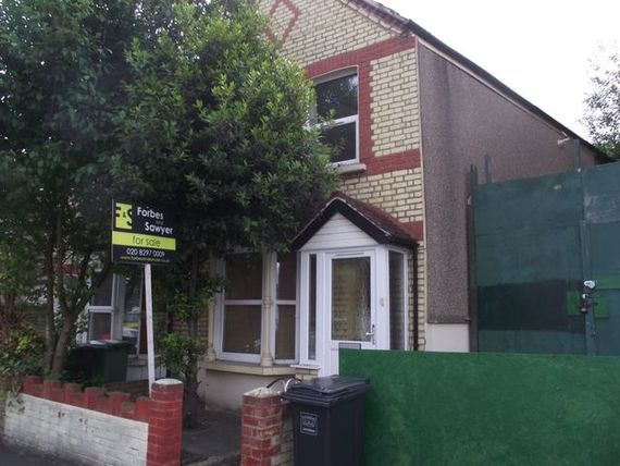 2 bedroom Semi-Detac...