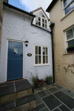 2 bedroom Terraced t...