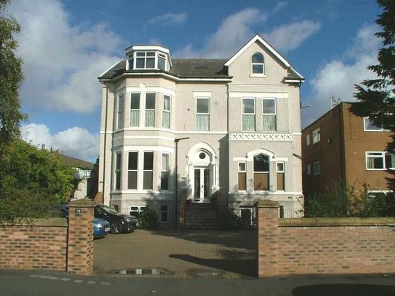2 bedroom Property t...